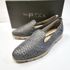 NWT The FLEXX Silver Woven Smokin Hot Too Grafetti Intreccio Slip On Size 6